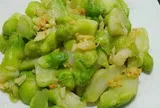 Loại rau được ví "quý như vàng" mà giá lúc chính vụ chỉ khoảng 45.000 đồng/kg, giải độc, kháng viêm nấu gì cũng ngon