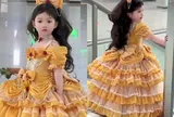 Con gái đi học mẫu giáo được mẹ diện váy công chúa xinh như thiên thần, cô giáo gặp phụ huynh nói chuyện riêng