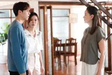 Biết tôi ngoại tình với đồng nghiệp nhưng chồng và mẹ chồng đều thờ ơ, tôi điếng người khi phát hiện một bí mật
