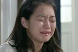 Bố mẹ chồng đến chơi ngủ lại, sáng hôm sau thấy thứ ông bà để lại trong phòng, tôi khóc sưng mắt