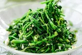 Loại rau tốt trên thế giới đạt 100 điểm tuyệt đối ở Việt Nam lại rẻ bèo, mọc đầy ao ruộng, giàu canxi cho trẻ