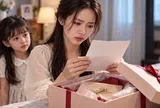 Chồng cũ bất ngờ gửi 300 triệu mừng tôi tái hôn, đọc bức thư anh gửi, tôi càng thêm bối rối