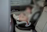 Mẹ đi làm, bỏ quên con 2 tháng tuổi trên xe và cái kết đẫm nước mắt khiến triệu người xót xa.