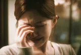 Chồng vừa mất vì tai nạn 10 ngày, mẹ chồng đã vội làm một việc khiến tôi đau điếng