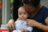 Con gửi cháu về quê nghỉ hè, vợ chồng già "gần đất xa trời" phải rút chục triệu tiền tiết kiệm