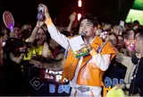 Hàng nghìn công nhân hòa mình vào đại nhạc hội sôi động của Shopee
