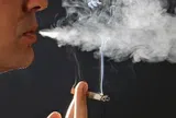Dấu hiệu trong miệng nhiều người hút thuốc bỏ qua, phát hiện có thể đã là ung thư