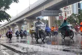 Từ chiều nay, mưa dông bao trùm Bắc Bộ, Hà Nội giảm nhiệt