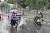 Áp thấp trên Biển Đông có thể gây mưa lớn kéo dài 4 ngày ở Bắc Bộ