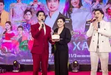 Ngọc Sơn tổ chức sinh nhật cho Phương Thanh ngay trên sân khấu Bắc Ninh