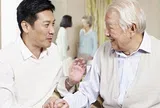 Bố vợ vừa lên chơi, con rể buột miệng: "Lại lên vay tiền à?", câu đáp của ông khiến chồng tôi tái mặt run bần bật