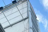 Bé trai 4 tuổi rơi từ tầng 3 khi ở nhà một mình, nguyên nhân khiến nhiều phụ huynh bất ngờ