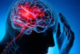 Người đàn ông bán hàng ngồi bất động bên quầy, khách đến gần mới phát hiện đã tử vong