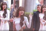 Clip hơn 3 triệu view của Lisa (Blackpink) khi liên tục có biểu hiện bất thường, gây xôn xao vì diện mạo khác lạ