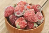 Dâu tây mua về chưa kịp thưởng thức? Áp dụng ngay mẹo bảo quản và đông lạnh này, dâu để cả tháng vẫn tươi ngon