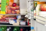 Tủ lạnh hết mùi hôi chỉ với vài nguyên liệu sẵn trong bếp