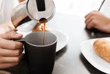 5 bí quyết giúp răng không bị ố vàng ngay cả khi uống cà phê mỗi ngày