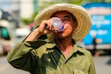 Bắc Bộ nắng nóng gay gắt, oi bức ngột ngạt đến đêm