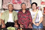Một lần giúp người lạ, cô gái nhận quà suốt 8 năm từ cụ ông ở cách xa hàng trăm km