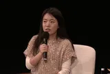 Nữ nhà văn từng được xem là thần đồng văn học bị thu hồi bằng thạc sĩ sau tranh cãi học thuật
