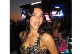 Dua Lipa diện váy xuyên thấu ánh kim tại sự kiện