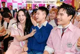Hương Giang và Angela Phương Trinh gây chú ý khi xuất hiện cùng khung hình