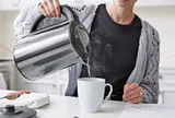 6 thói quen tưởng vô hại nhưng lại khiến ấm siêu tốc nhanh hỏng