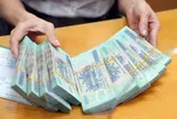 Người cao tuổi sẽ được nhận quà 1.500.000 đồng tiền mặt hằng năm là công dân Việt Nam thọ bao nhiêu tuổi và có đăng ký thường trú tại đâu theo Nghị quyết 24?
