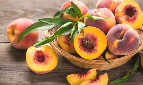 Quả đào có tác dụng gì? Ăn đào có nóng không?