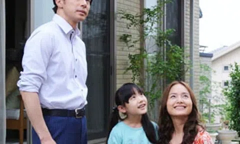 Sau khi cựu thủ tướng Nhật Shinzo Abe qua đời, bộ phim mà Lan Phương đóng được chú ý trở lại