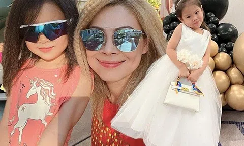 Tiểu thư 4 tuổi nhà búp bê Thanh Thảo điệu như mẹ, ở Mỹ đi sự kiện được xách túi tiền tỷ