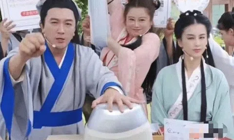 Vợ chồng mỹ nhân từng phản bội Châu Tinh Trì giàu "nứt đố đổ vách" vẫn đi bán đồ lót ren