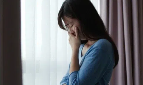 Đàn ông có thích vợ "rậm lông"? Kết cục khó ngờ của người phụ nữ triệt lông toàn thân sau khi bị chồng bỏ