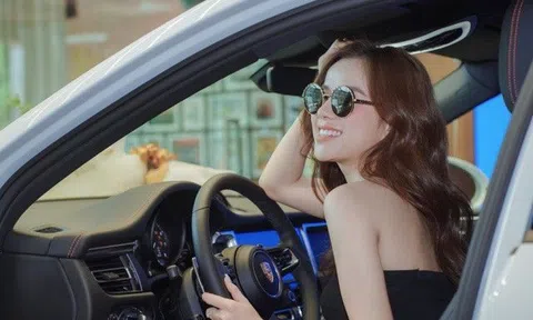Chủ nhân bản hit "Em say rồi" Thương Võ thưởng bản thân xế hộp tiền tỷ