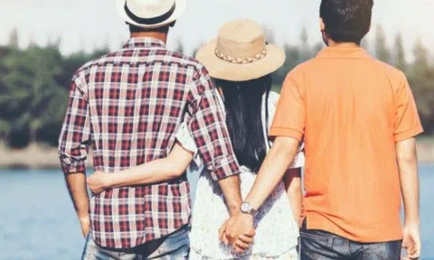 Đàn ông mà chỉ thích xem cảnh yêu đương giữa nam giới có phải là gay?