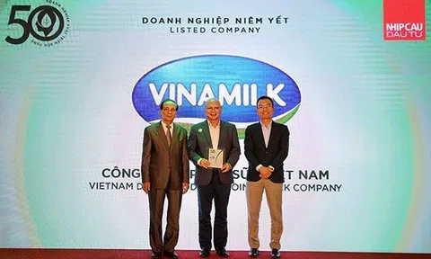 Vinamilk nhận giải thưởng Top 50 Doanh nghiệp Phát triển Bền vững 2022