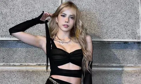 Thiều Bảo Trâm đi biển diện kiểu đồ từng bị chê thảm hoạ, nhìn qua cứ nghĩ lộ "quần con"