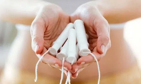 Dùng tampon có tốt hơn băng vệ sinh thông thường? Trẻ mới lớn dùng tampon có sợ mất trinh?