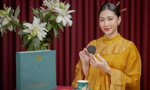Nét độc đáo trong những chiếc bánh Trung thu Kinh Vĩ 
