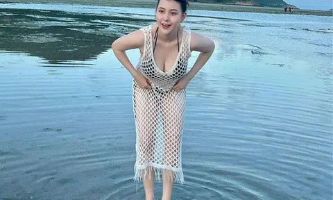 Bông hồng lai Việt - Mỹ có mấy chục bộ áo tắm mặc không xuể, gái 1 con vẫn mê một kiểu bikini tí hon