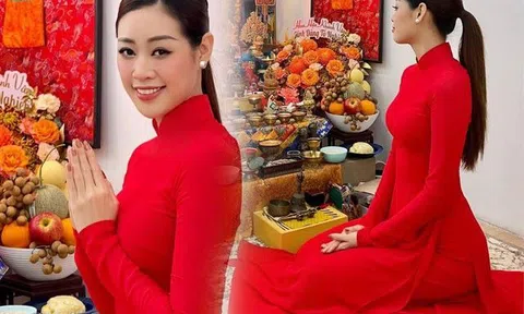 Thời trang cúng giỗ Tổ sân khấu của sao Việt: Khánh Vân nổi nhất với tà áo dài đỏ thắm