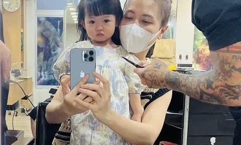Suchin mặt dỗi hờn đáng yêu khi được Đàm Thu Trang đưa đi cắt tóc, Cường Đôla liền nịnh nọt hết lời