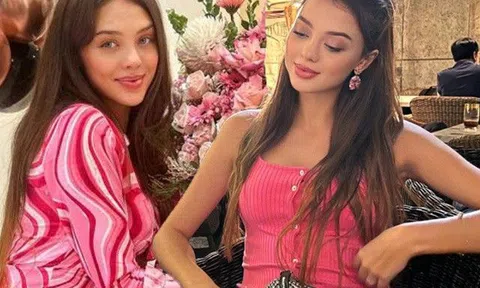 Mang thai với thủ môn, bà xã Bùi Tiến Dũng diện nội y khoe bụng bầu rắn chắc, không một vết rạn