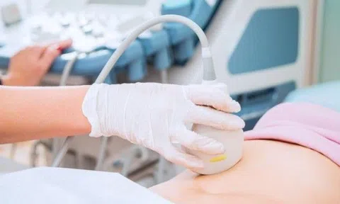 Người phụ nữ vừa bỏ thai một tháng thì phát hiện chửa trứng, chửa trứng có nguy hiểm không?