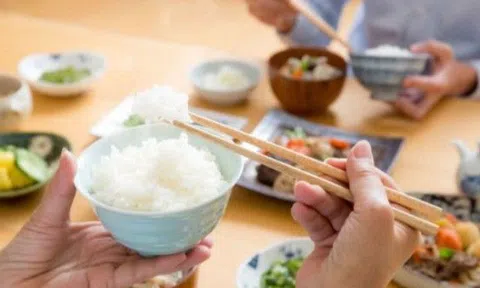 Nên ăn rau trước rồi tới cơm, thịt hay ngược lại thì tốt hơn? Đáp án khiến nhiều người vỗ tay hưởng ứng