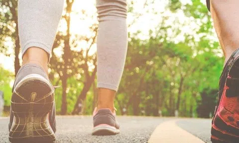 Đi bộ giúp giảm nguy cơ chết sớm nhưng đi bộ đúng kiểu này còn quan trọng hơn cả số bước