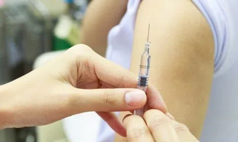 Độ tuổi nào thích hợp nhất để tiêm phòng HPV? Nam giới có nên tiêm phòng HPV