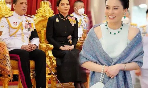 Hoàng hậu Thái Lan tuổi U50 đẹp chẳng kém vợ bé của chồng, "mặt hoa da phấn", dáng mi nhon