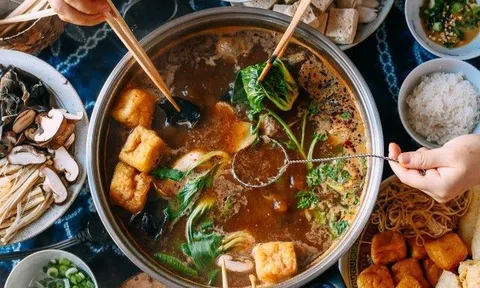 5 kiểu ăn lẩu “phá nát” dạ dày chẳng mấy mà ung thư, rất nhiều người mắc phải, nguy hiểm nhất là kiểu cuối