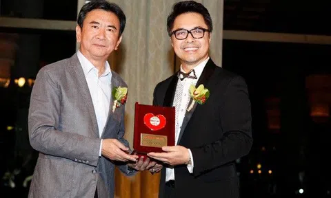 Hiệp sĩ - họa sĩ Daniel K. Winn người Mỹ gốc Việt nhận nhiều giải thưởng quốc tế